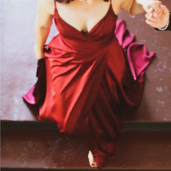 Dress - Picture 2 of 6